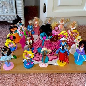 Vintage McDonald’s Barbie happy meal toys